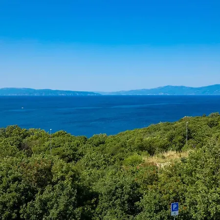 Διαμέρισμα Kvarner View *